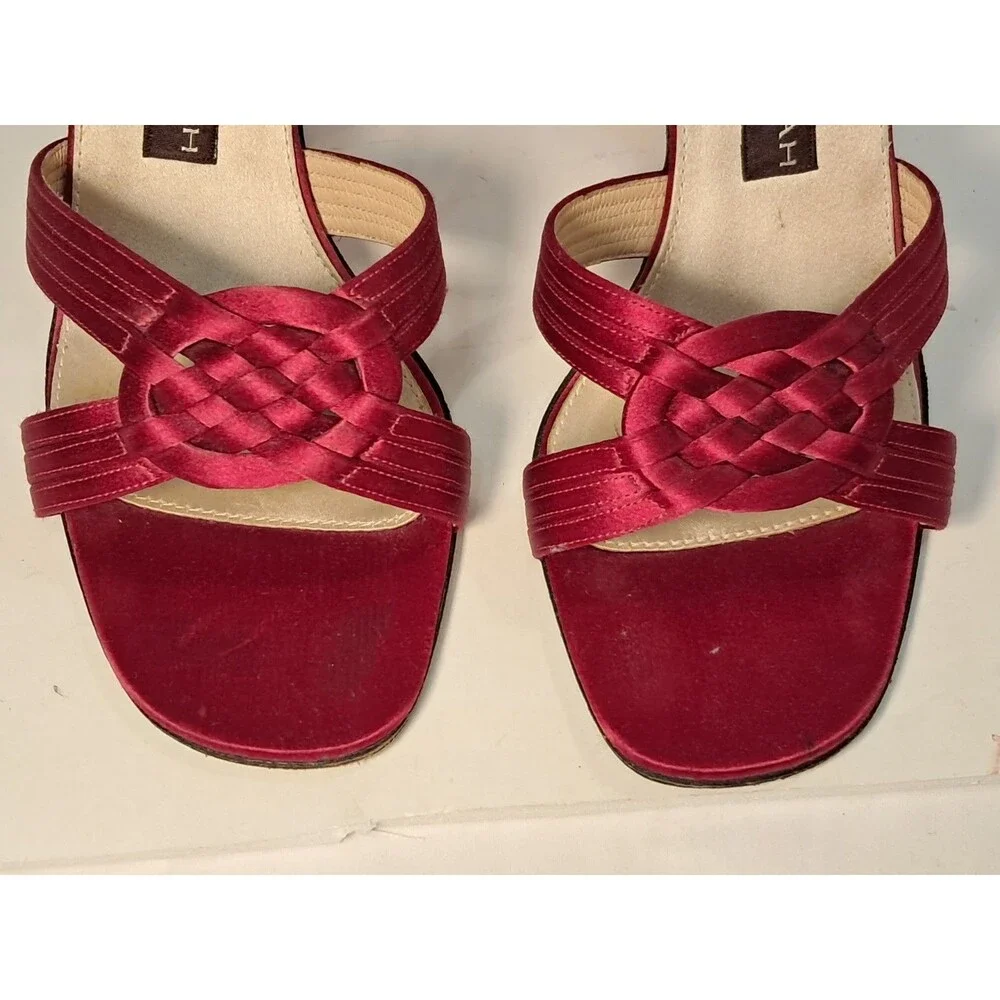 Rickard Shah Size 40 EU/9 US Open-Toe Satin Heels Sandals Red 4